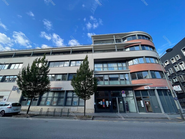 5 Rue Gaston Boyer, Reims à louer - Photo du bâtiment - Image 1 de 13