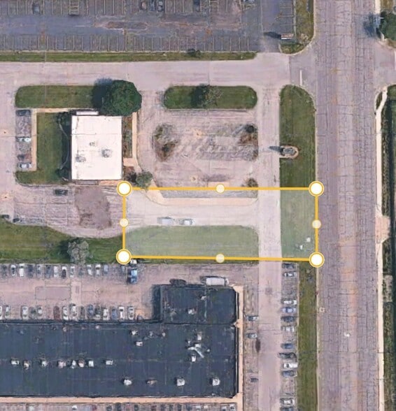 7900 Broadway, Merrillville, IN for sale - Building Photo - Image 1 of 1