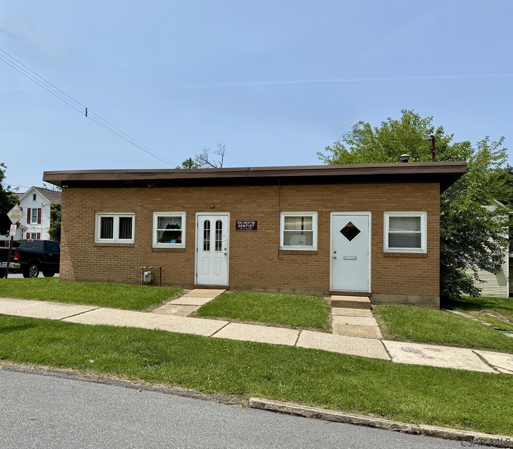 571 Cypress Ave, Johnstown, PA for sale Building Photo- Image 1 of 12
