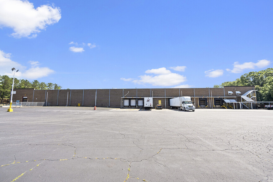 4801 Cargo Dr, Columbus, GA for lease - Building Photo - Image 3 of 7