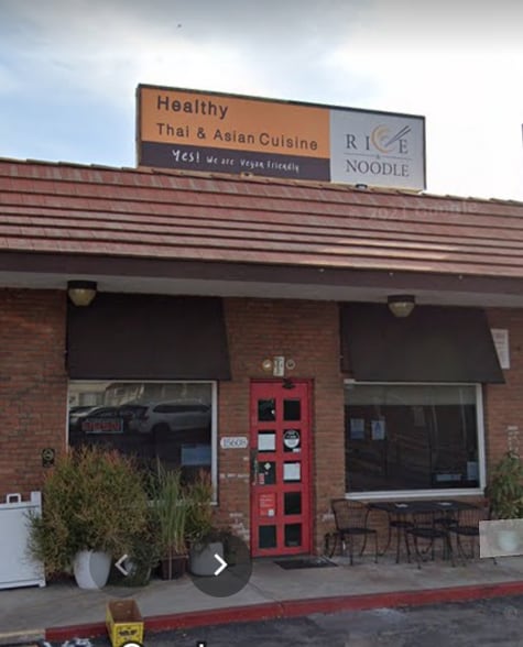 15600 Ventura Blvd, Encino, CA for lease - Building Photo - Image 2 of 6