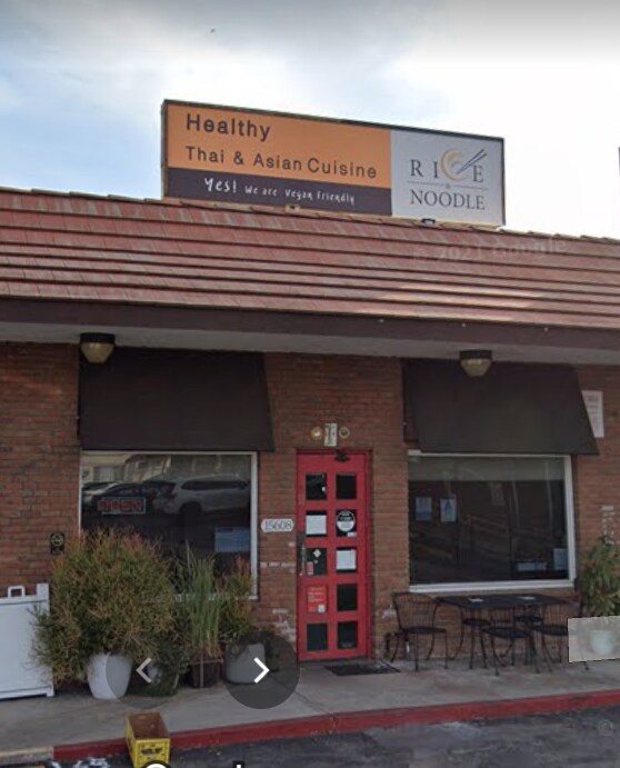 Plus de détails pour 15600 Ventura Blvd, Encino, CA - Commerce de détail à louer