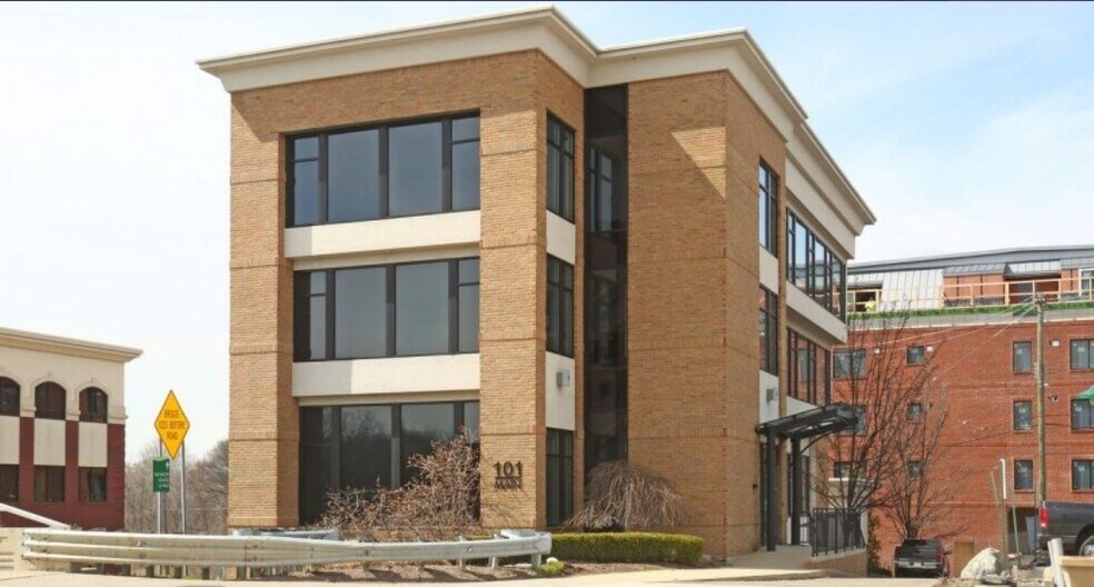 101 S Main St, Rochester, MI for lease - Building Photo - Image 1 of 1