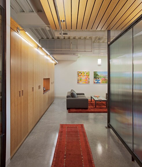 3457 Ringsby Ct, Denver, CO à louer - Photo du bâtiment - Image 1 de 3