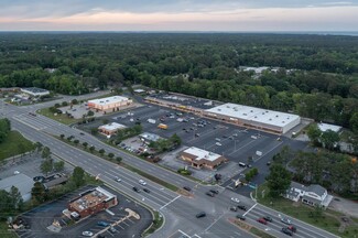 Plus de détails pour 4318-4336 George Washington Mem Hwy, Yorktown, VA - Vente au détail à louer