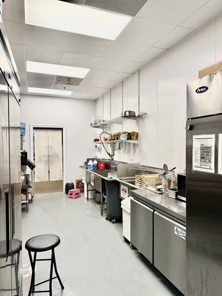 2925 Buford Dr, Buford, GA for lease - Building Photo - Image 3 of 7