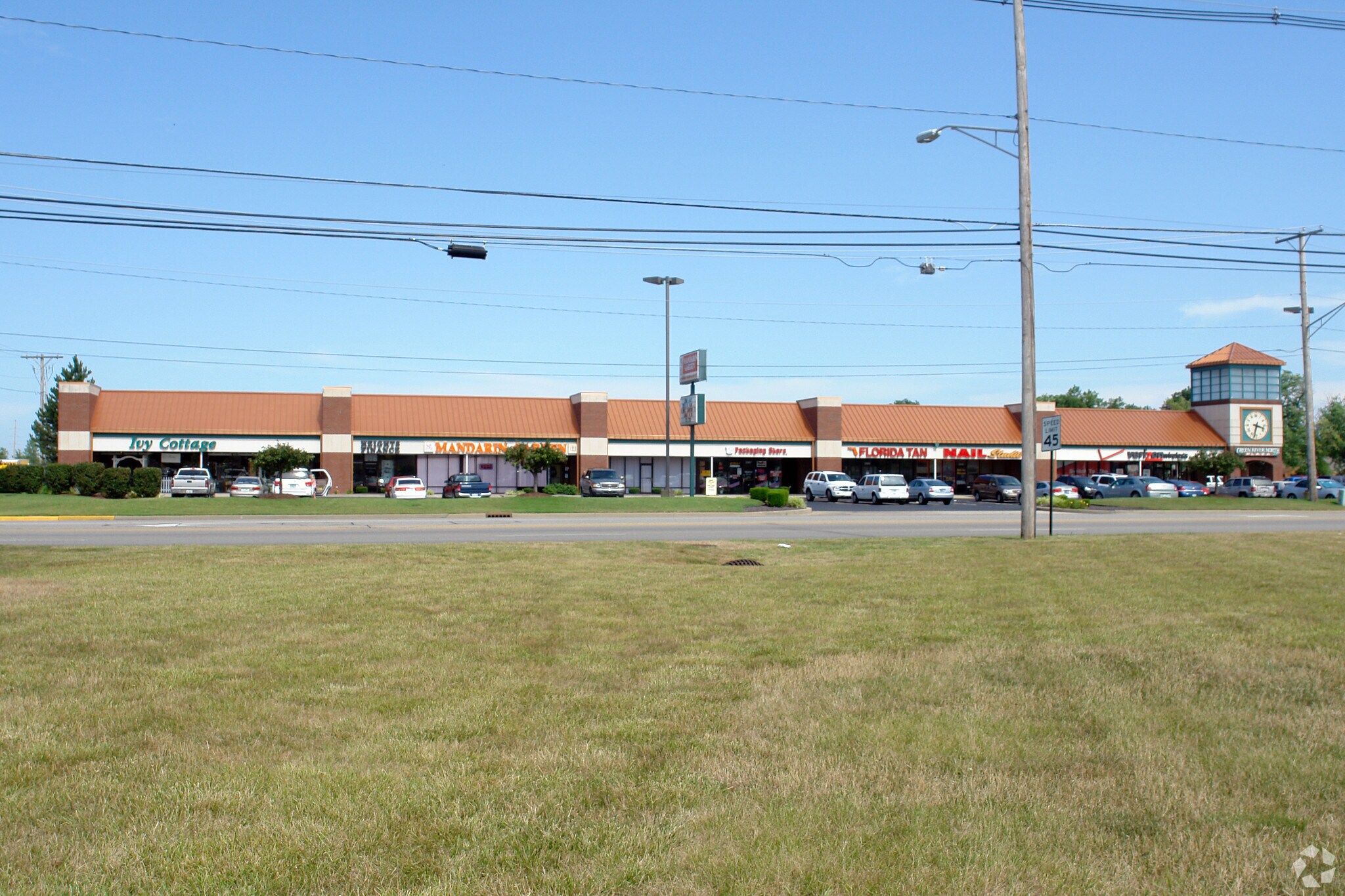 4904-4922 Temple Ave, Evansville, IN for lease Primary Photo- Image 1 of 4