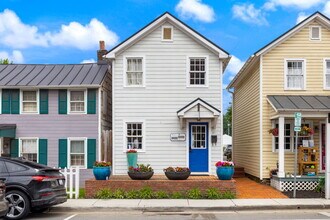 217 S King St, Leesburg, VA for lease Building Photo- Image 1 of 27