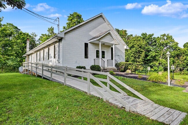 Plus de détails pour 15924 PA-407 Sr, Fleetville, PA - Bureau à vendre