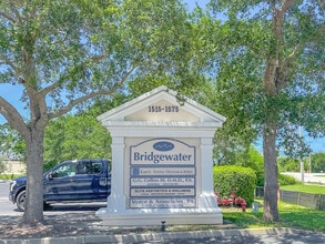 1555 Indian River Blvd, Vero Beach, FL à louer Autre- Image 2 de 29