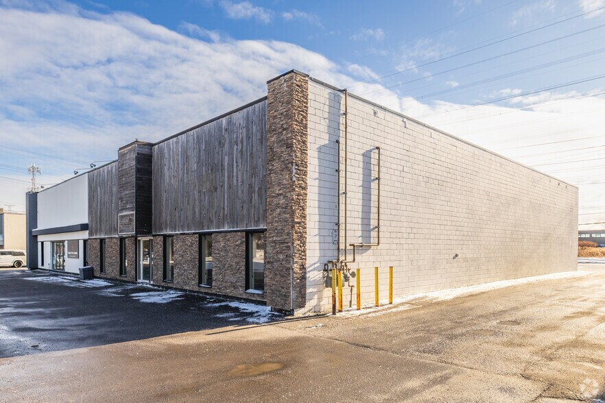 50 Colonnade Rd, Nepean, ON à vendre - Photo principale - Image 1 de 1