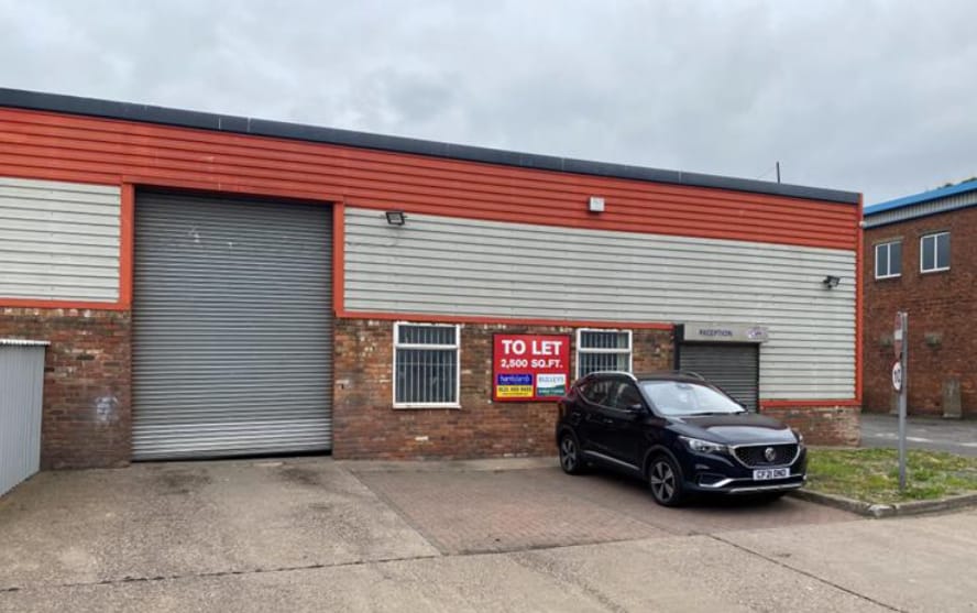 Station Rd, Wolverhampton for lease Building Photo- Image 1 of 2