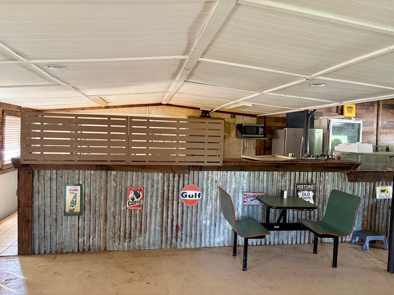 285 N Garland Rd, Mckenzie, AL à vendre - Photo intérieure - Image 3 de 10