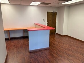 7676 New Hampshire Ave, Takoma Park, MD for lease Interior Photo- Image 2 of 6