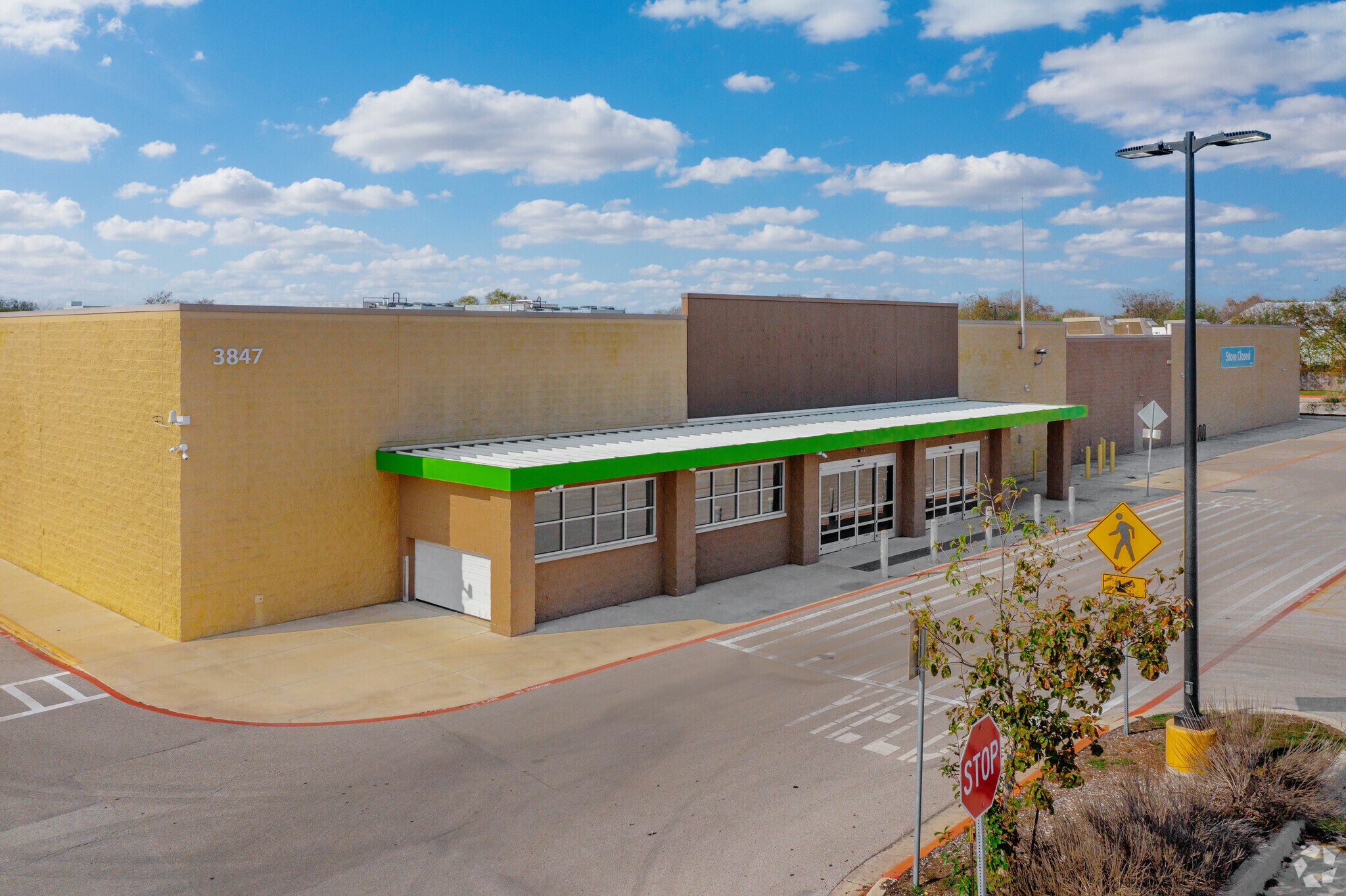 3847 Pleasanton Rd, San Antonio, TX for lease Building Photo- Image 1 of 8