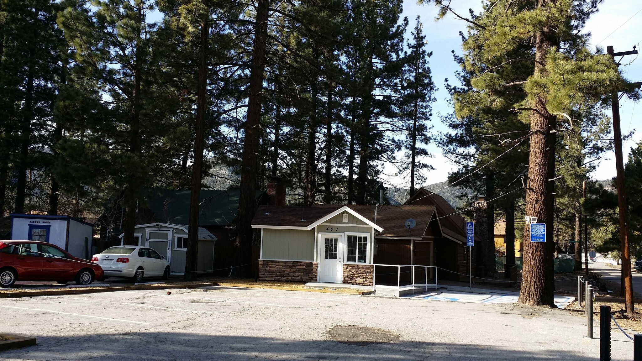 401 W Big Bear Blvd, Big Bear City, CA for lease Primary Photo- Image 1 of 8