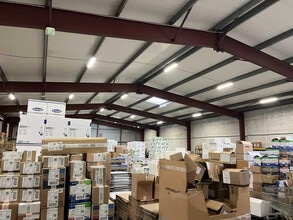 Flex in Septèmes-les-Vallons for lease Interior Photo- Image 1 of 5