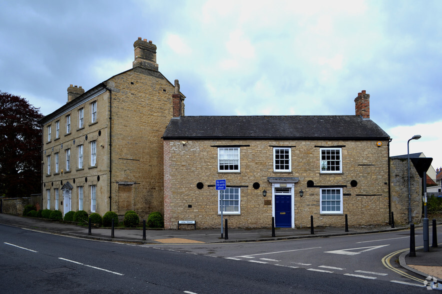 Bridge St, Olney à vendre - Photo principale - Image 1 de 1