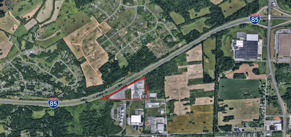 818 Corning Way, Martinsburg, WV for lease - Building Photo - Image 2 of 15