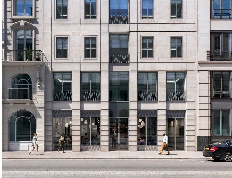 26 St. James's Sq, Londres à louer Photo du bâtiment- Image 1 de 4