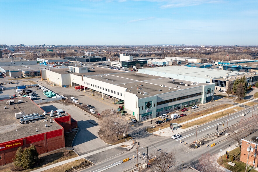 8260-8278 Boul Pie IX, Montréal, QC for sale - Aerial - Image 3 of 5