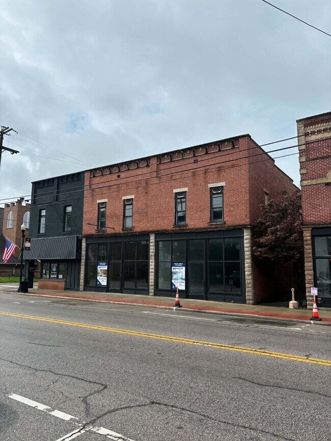 Plus de détails pour 67-69 S Main St, Johnstown, OH - Bureau/Commerce de détail à louer