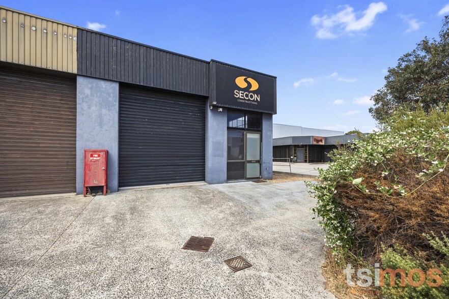 96 Voltri St, Mentone à vendre - Photo du bâtiment - Image 1 de 1