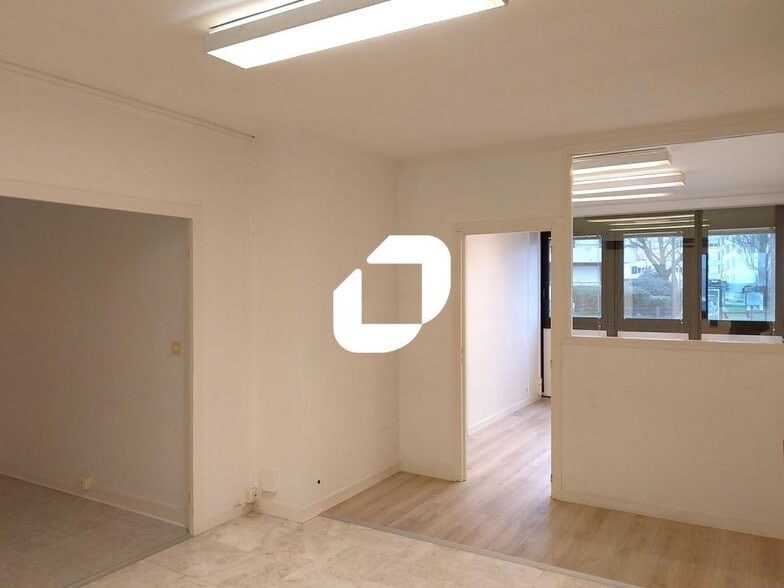 Rue Louis Marin, Nantes for lease - Interior Photo - Image 1 of 11
