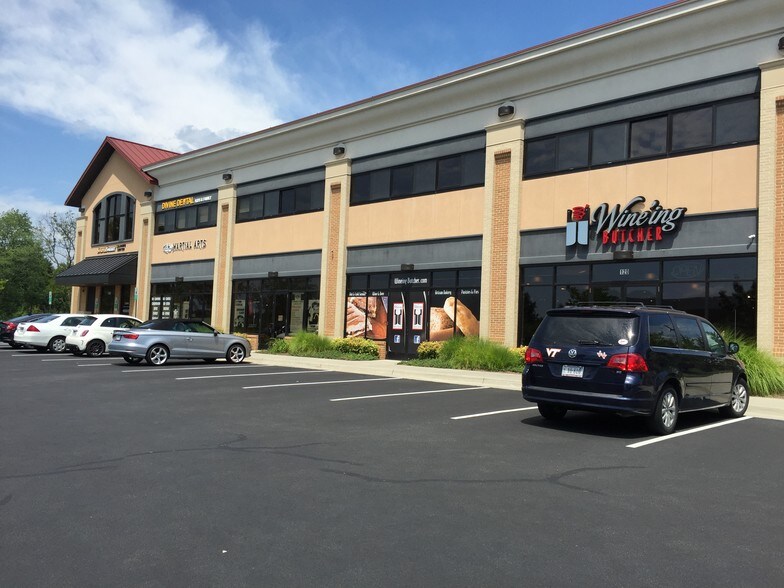 20915 Ashburn Rd, Ashburn, VA à louer - Photo du bâtiment - Image 3 de 4