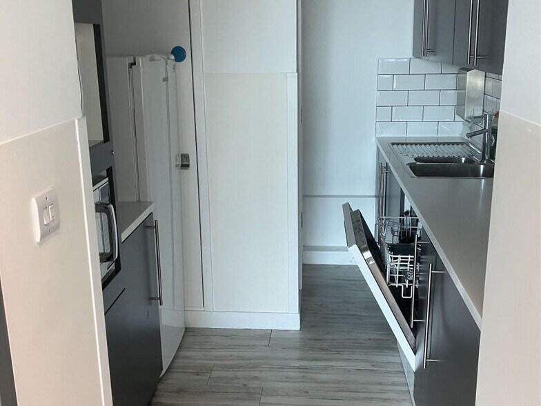 Onslow St, Guildford à louer - Photo intérieure - Image 3 de 6