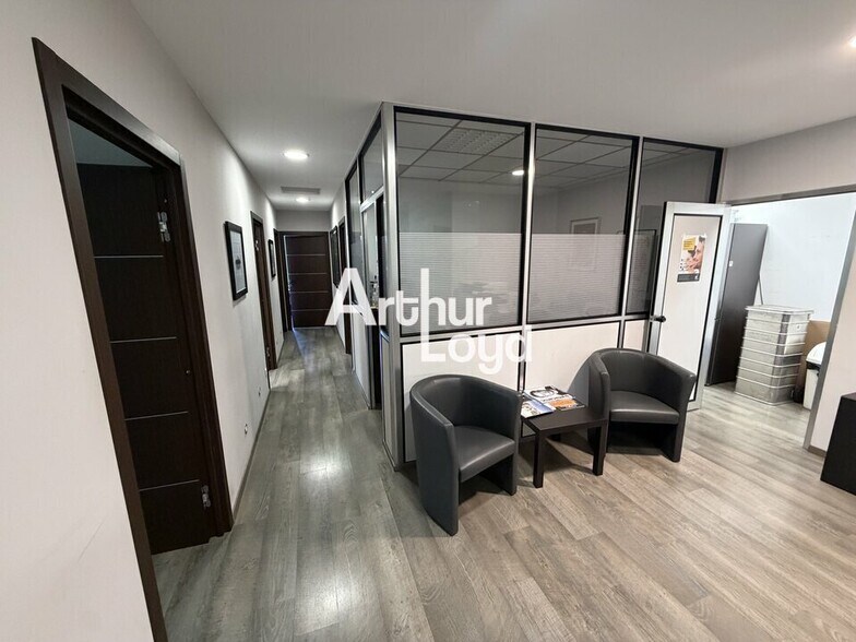 Office in Biot for sale - Interior Photo - Image 3 of 8