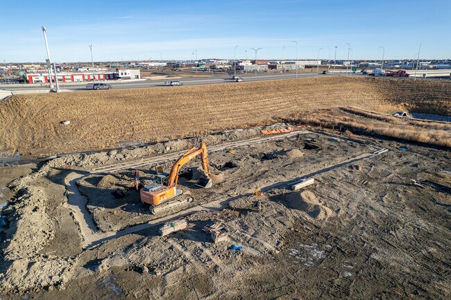 Plus de détails pour 3105 Main St SW, Airdrie, AB - Commerce de détail à vendre