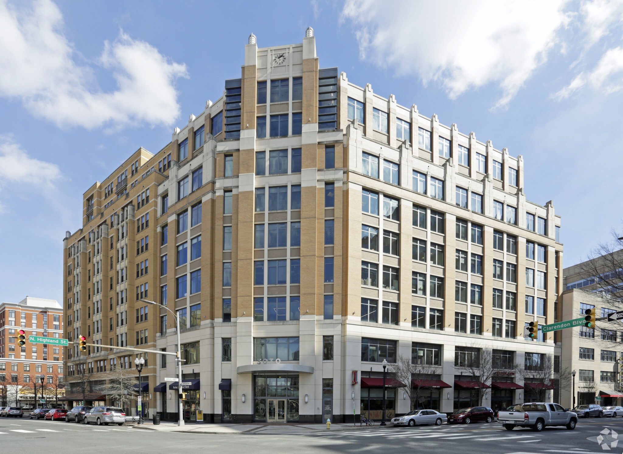 3030 Clarendon Blvd, Arlington, VA for lease Building Photo- Image 1 of 8