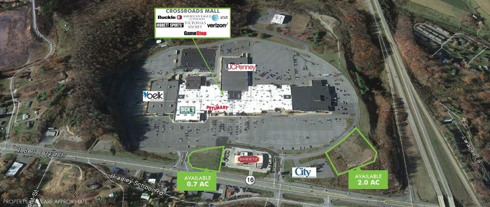 1841 Robert C Byrd Dr, Mount Hope, WV à vendre - Photo principale - Image 1 de 1