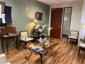 7001 Heritage Village Plz, Gainesville, VA for lease Interior Photo- Image 1 of 6