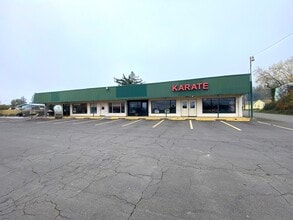1003-1009 W Central Ave, Sutherlin, OR for lease Building Photo- Image 1 of 2