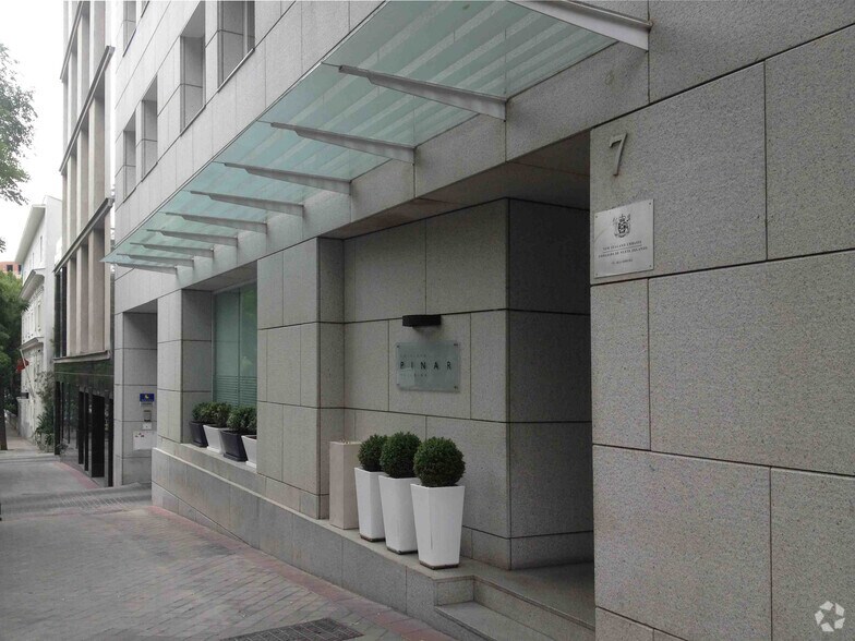 Calle del Pinar, 7, Madrid, Madrid for lease - Building Photo - Image 3 of 8