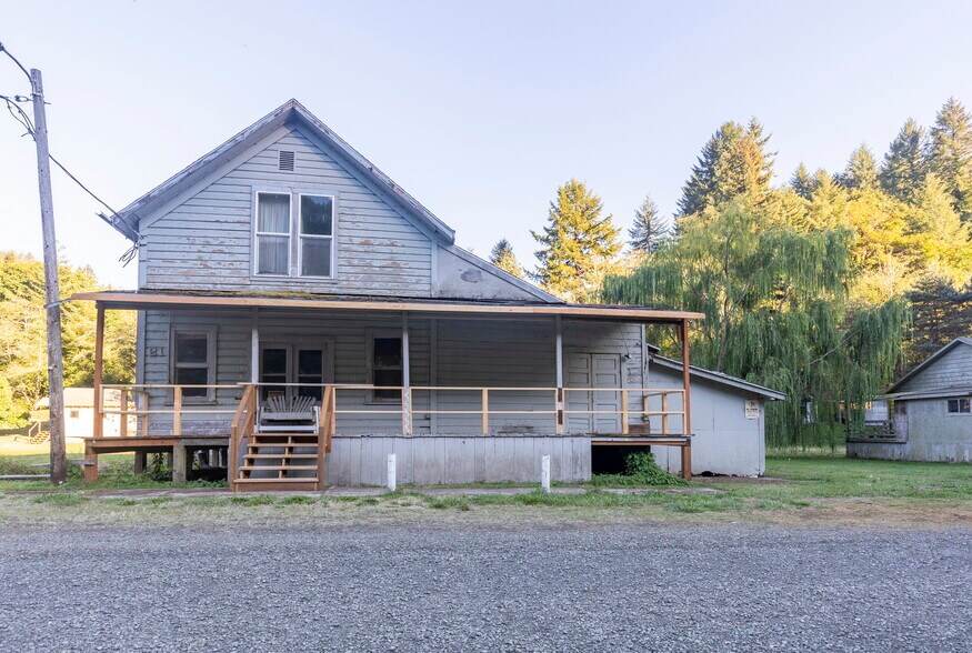 11 Elk City rd, Toledo, OR à vendre - Photo du bâtiment - Image 2 de 4