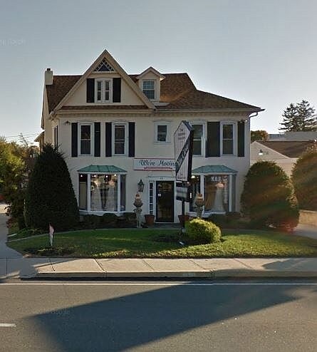 68 E Lancaster Ave, Paoli, PA à louer - Photo du bâtiment - Image 3 de 7