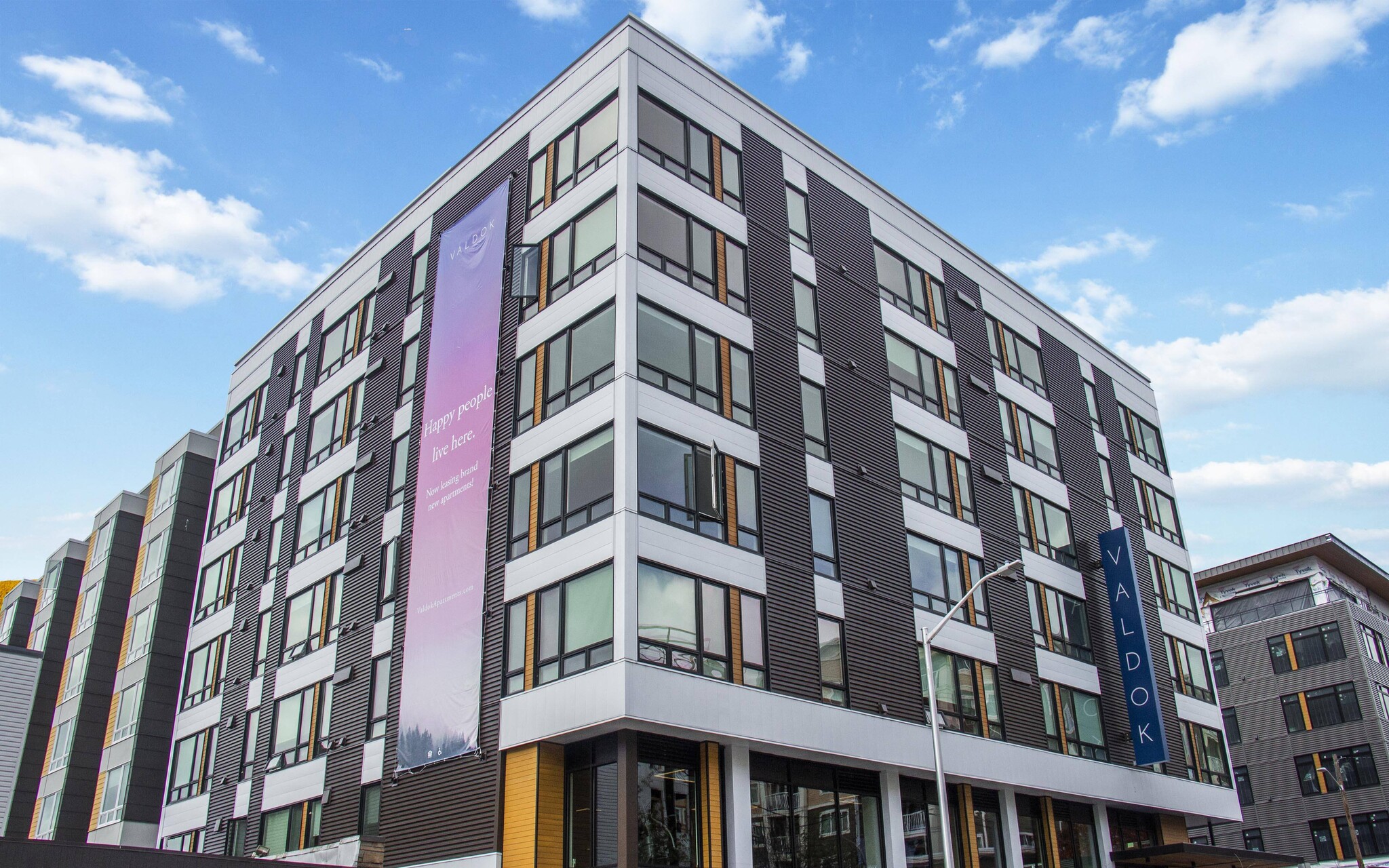 1701 NW 56th St, Seattle, WA for lease Building Photo- Image 1 of 5