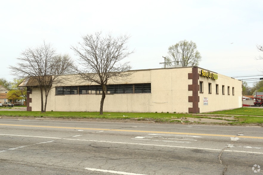 25814 Ecorse Rd, Taylor, MI for sale - Building Photo - Image 1 of 13