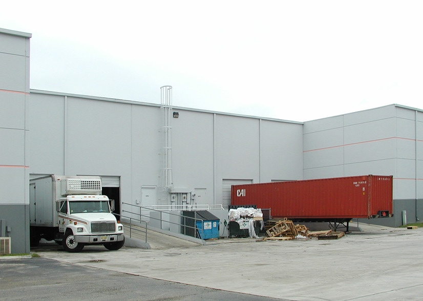 1071-1077 SW 30th Ave, Deerfield Beach, FL for lease - Other - Image 3 of 8