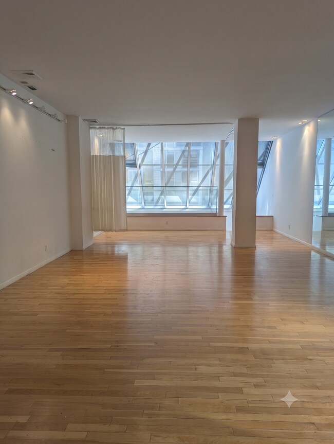 More details for 150 W 58th St, New York, NY - Office/Medical for Lease