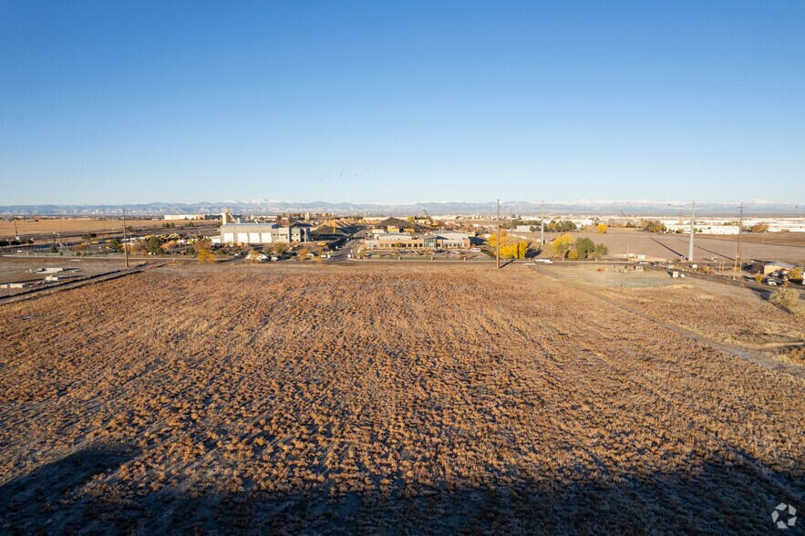 22000 E 26th Ave, Aurora, CO à vendre - Photo du bâtiment - Image 3 de 4