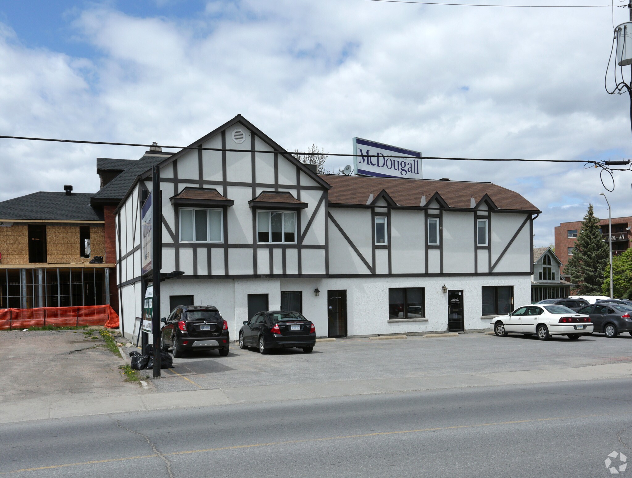 164-166 Daniel St N, Arnprior, ON à vendre Photo principale- Image 1 de 1