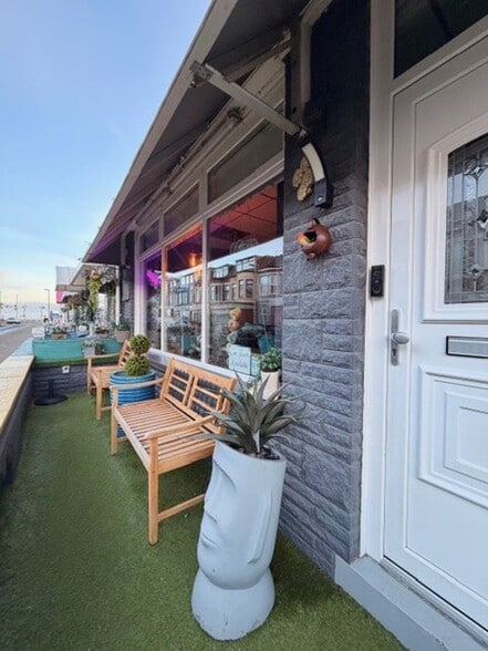 22 St. Chads Rd, Blackpool for sale - Building Photo - Image 2 of 8