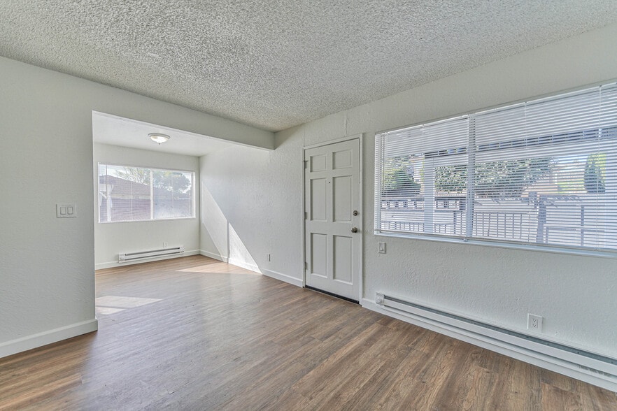 290 Pennsylvania Dr, Watsonville, CA for sale - Building Photo - Image 3 of 12