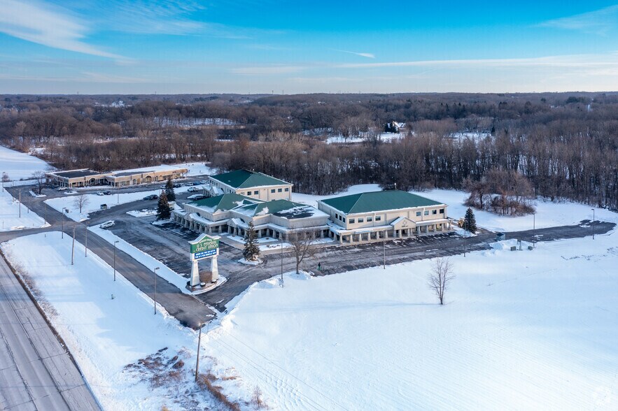 332-336 W Us Hwy 30, Valparaiso, IN à louer - Aérien - Image 3 de 3