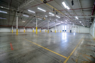 1213 Pennsylvania Ave, Sheboygan, WI for sale Interior Photo- Image 1 of 2