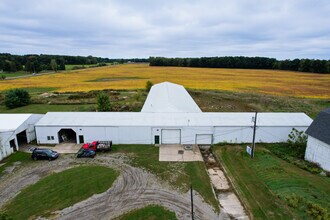 6924 Peck Rd, Eaton Rapids, MI for lease Building Photo- Image 1 of 7